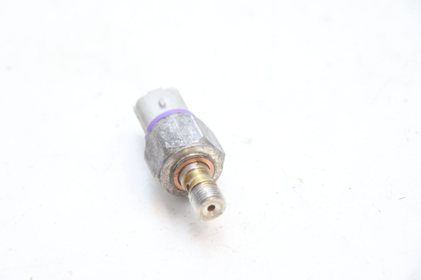 photo de OLIEDRUKSENSOR REMMEN PIAGGIO MP3 LT 400 (2007 - 2012) - Zoom op gebruiksstaat