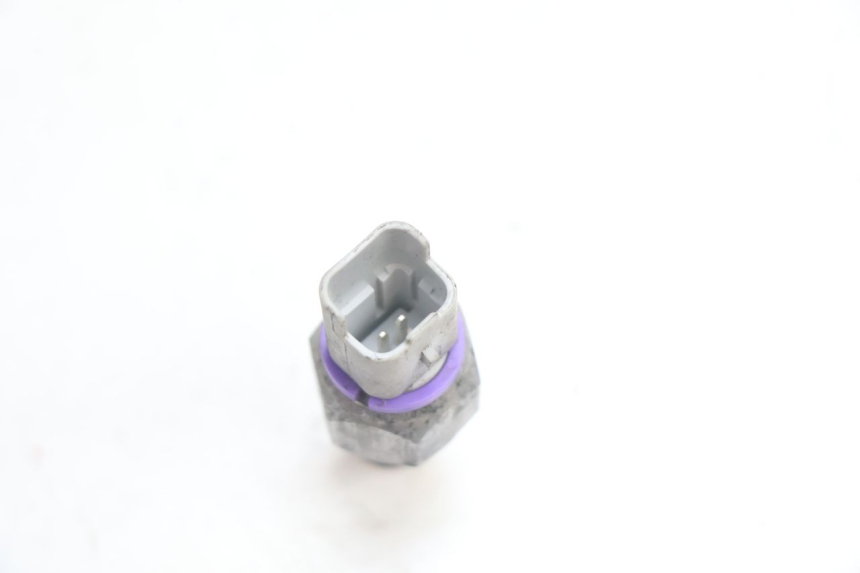 photo de OLIEDRUKSENSOR REMMEN PIAGGIO MP3 LT 400 (2007 - 2012) - Andere kijkhoek