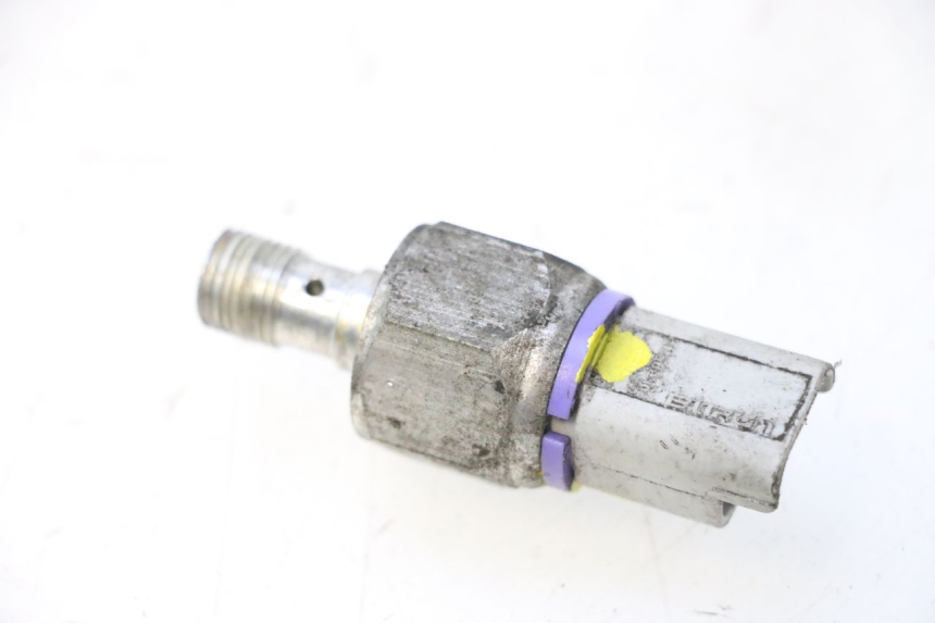photo de OLIEDRUKSENSOR REMMEN PIAGGIO MP3 500 (2011 - 2015) - Zoom op gebruiksstaat