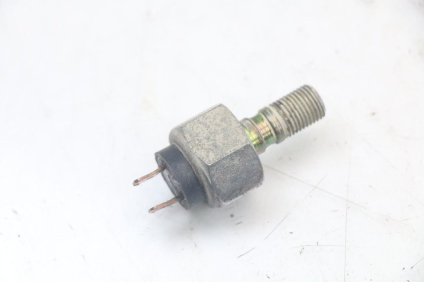 photo de OLIEDRUKSENSOR REMMEN PEUGEOT XP6 50 (1997 - 2003) - Hoofdaanzicht