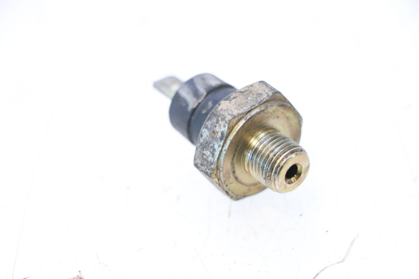 photo de OLIEDRUKSENSOR PEUGEOT SATELIS COMPRESSOR K15 125 (2006 - 2009) - Detail van het onderdeel