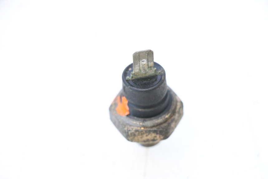 photo de OLIEDRUKSENSOR PEUGEOT SATELIS COMPRESSOR K15 125 (2006 - 2009) - Zoom op gebruiksstaat