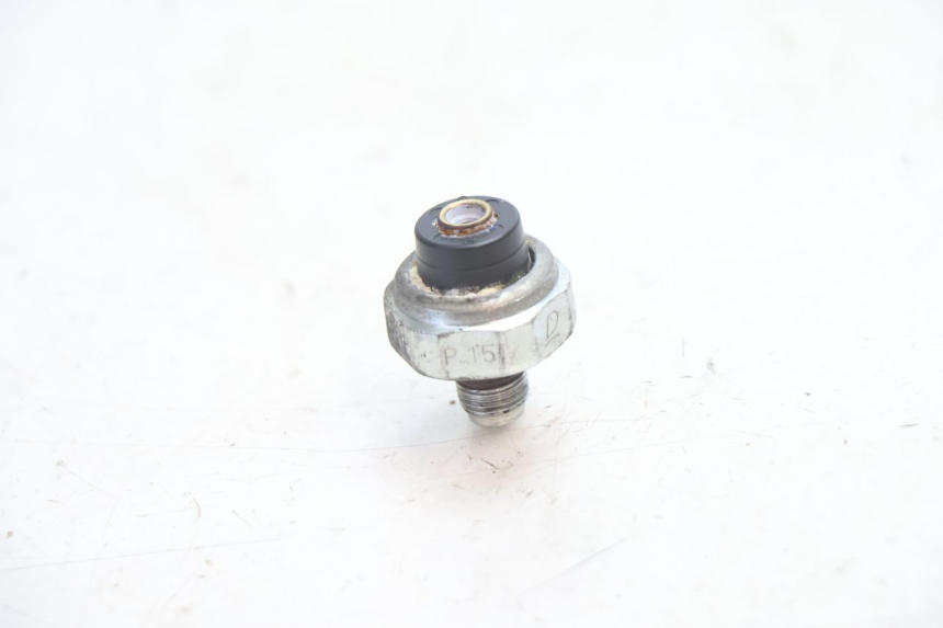 photo de OLIEDRUKSENSOR SUZUKI SV S 650 (2003 - 2009) - Zoom op gebruiksstaat