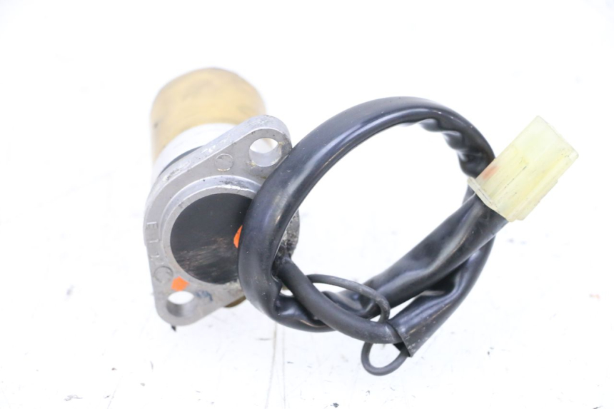 photo de OLIEDRUKSENSOR YAMAHA TDM ABS 900 (2002 - 2014) - Andere kijkhoek