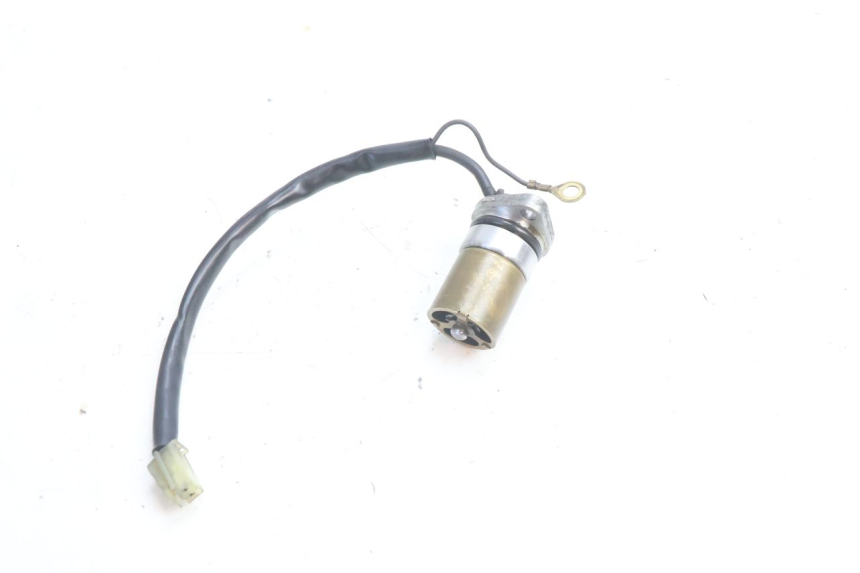 photo de OLIEDRUKSENSOR YAMAHA TDM ABS 900 (2002 - 2014) - Technische close-up