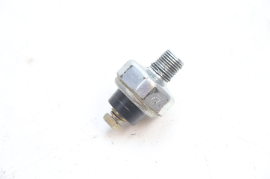 photo de OLIEDRUKSENSOR HONDA VFR FI RC46 800 (1998 - 2001) - Zoom op gebruiksstaat