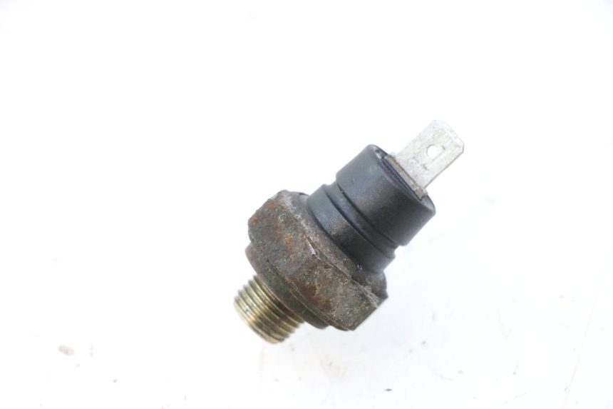 photo de OLIEDRUKSENSOR PIAGGIO X9 EVOLUTION 125 (2003 - 2007) - Detail van het onderdeel