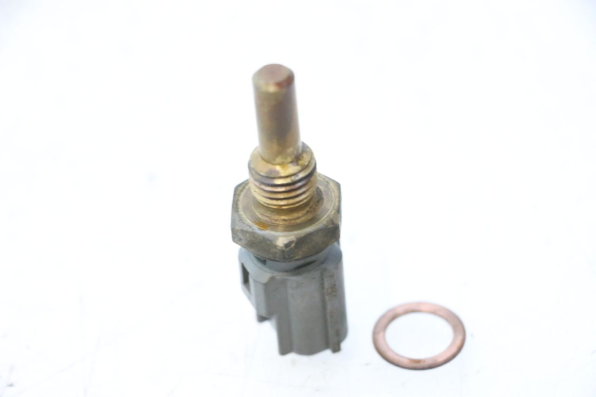 photo de WATERTEMPERATUURSENSOR SUZUKI BURGMAN 125 (2007 - 2014) - Detail van het onderdeel