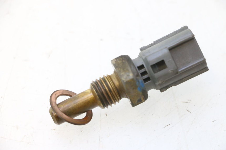 photo de WATERTEMPERATUURSENSOR SUZUKI BURGMAN 125 (2007 - 2014) - Andere kijkhoek