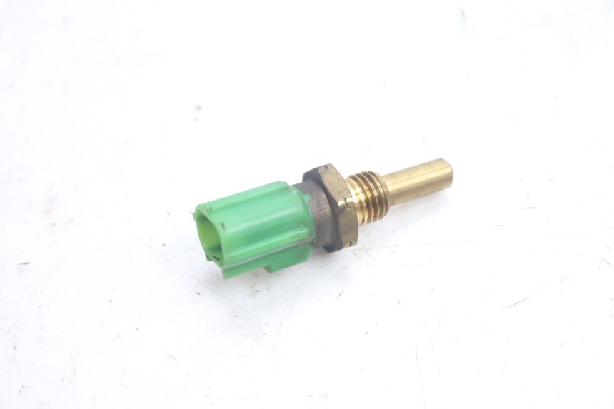 photo de WATERTEMPERATUURSENSOR SUZUKI BURGMAN EXECUTIVE ABS 650 (2006 - 2012) - Detail van het onderdeel