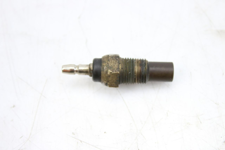 photo de WATERTEMPERATUURSENSOR HONDA CBF 500 (2004 - 2007) - Zoom op gebruiksstaat
