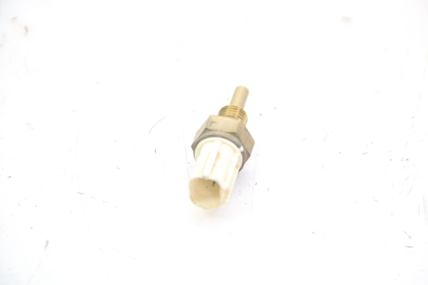 photo de WATERTEMPERATUURSENSOR HONDA CRF 250 (2010 - 2013) - Zoom op gebruiksstaat