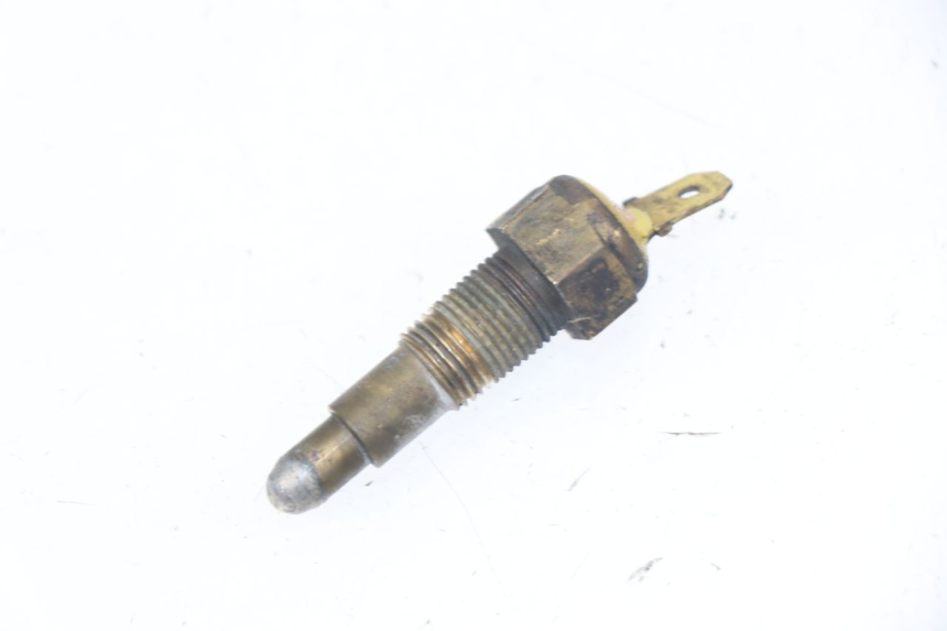 photo de WATERTEMPERATUURSENSOR YAMAHA FZS FAZER 600 (1998 - 2001) - Zoom op gebruiksstaat