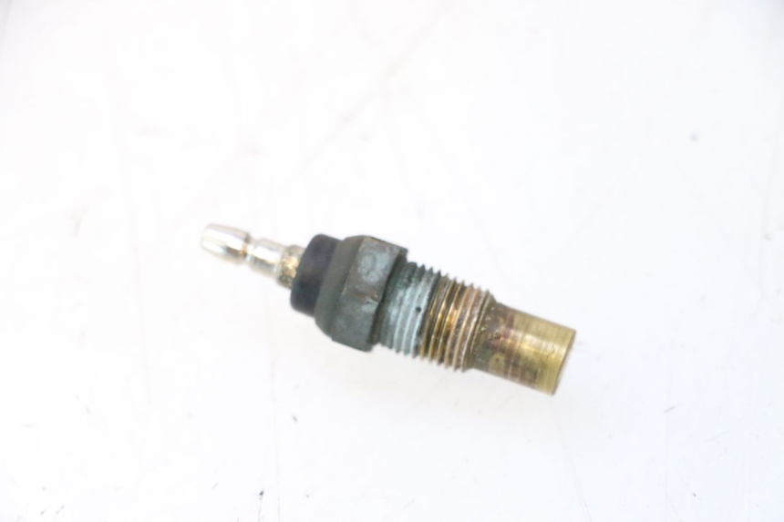 photo de WATERTEMPERATUURSENSOR KAWASAKI GPX F ZX750F 750 (1986 - 1990) - Zoom op gebruiksstaat