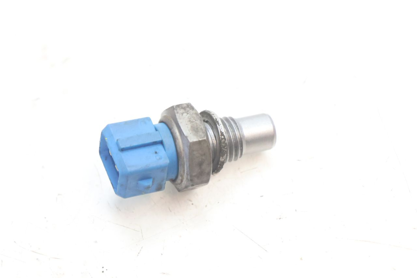 photo de WATERTEMPERATUURSENSOR PIAGGIO LIBERTY IGET 4T 50 (2021 - 2025) - Detail van het onderdeel