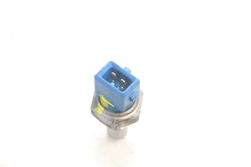 photo de WATERTEMPERATUURSENSOR PIAGGIO LIBERTY IGET 4T 50 (2021 - 2025) - Zoom op gebruiksstaat