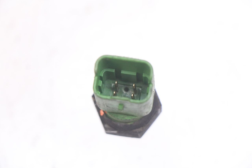 photo de WATERTEMPERATUURSENSOR PIAGGIO MP3 LT 400 (2007 - 2012) - Detail van het onderdeel