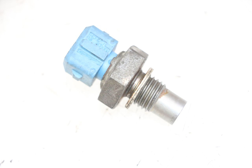 photo de WATERTEMPERATUURSENSOR PIAGGIO MP3 LT 300 (2010 - 2016) - Zoom op gebruiksstaat