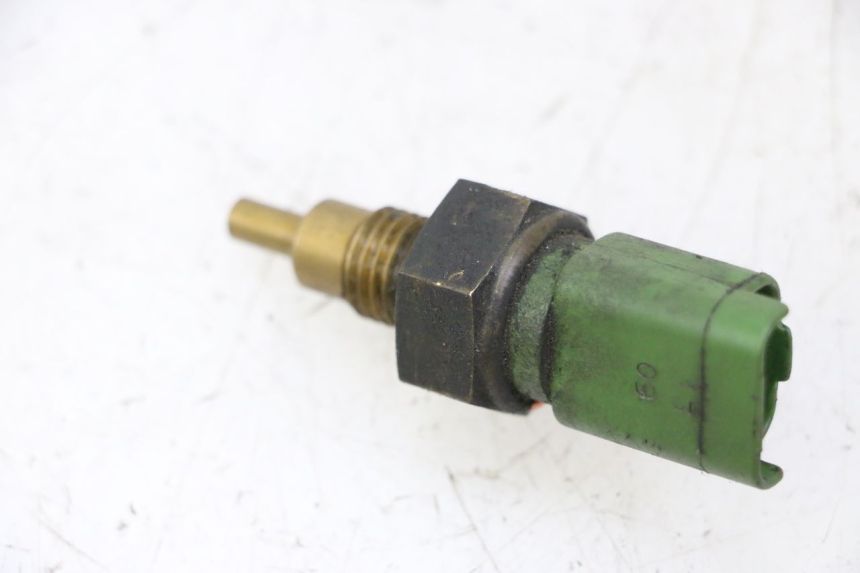 photo de WATERTEMPERATUURSENSOR PIAGGIO MP3 RL 250 (2006 - 2010) - Andere kijkhoek