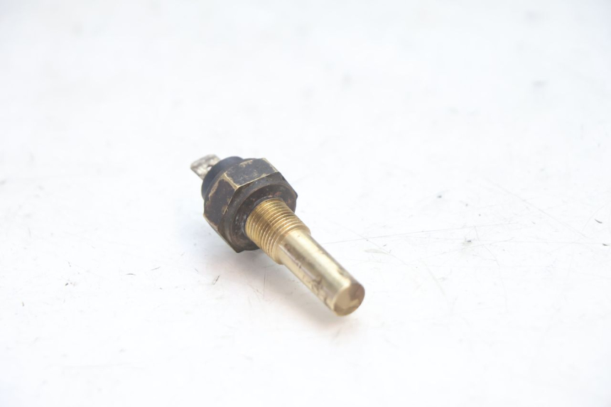 photo de WATERTEMPERATUURSENSOR MBK NITRO 50 (2004 - 2008) - Zoom op gebruiksstaat
