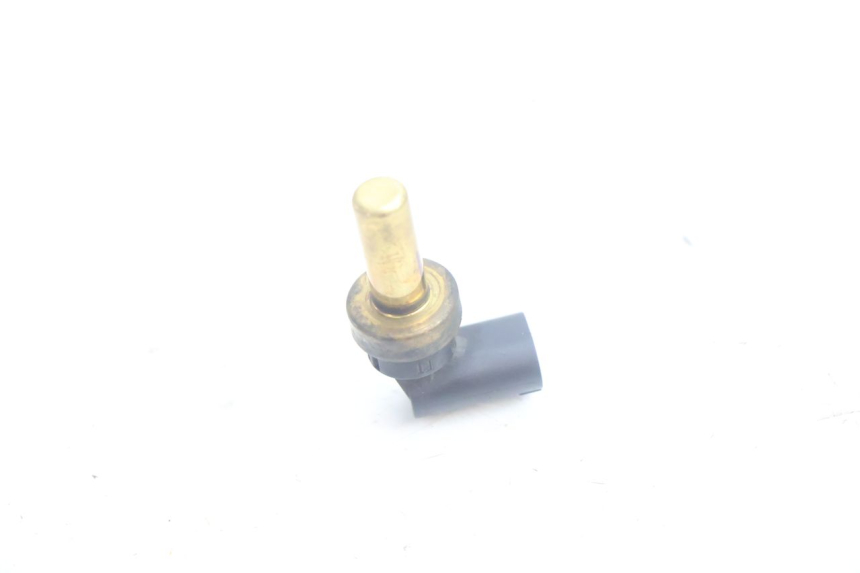 photo de WATERTEMPERATUURSENSOR PEUGEOT SATELIS 125 (2006 - 2009) - Detail van het onderdeel