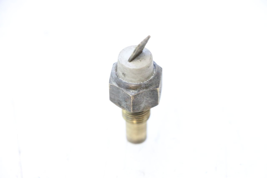 photo de WATERTEMPERATUURSENSOR SUZUKI SMX SUPERMOTARD 50 (1996 - 2001) - Detail van het onderdeel