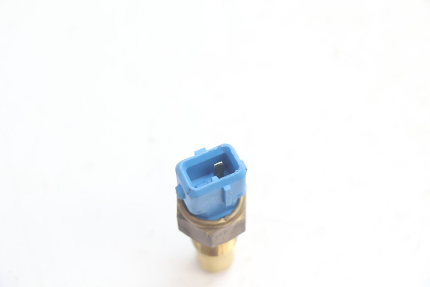 photo de WATERTEMPERATUURSENSOR PEUGEOT SPEEDFIGHT LC 50 (1996 - 2002) - Zoom op gebruiksstaat