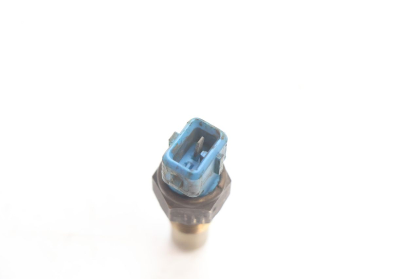 photo de WATERTEMPERATUURSENSOR PEUGEOT SPEEDFIGHT LC 50 (1996 - 2002) - Zoom op gebruiksstaat