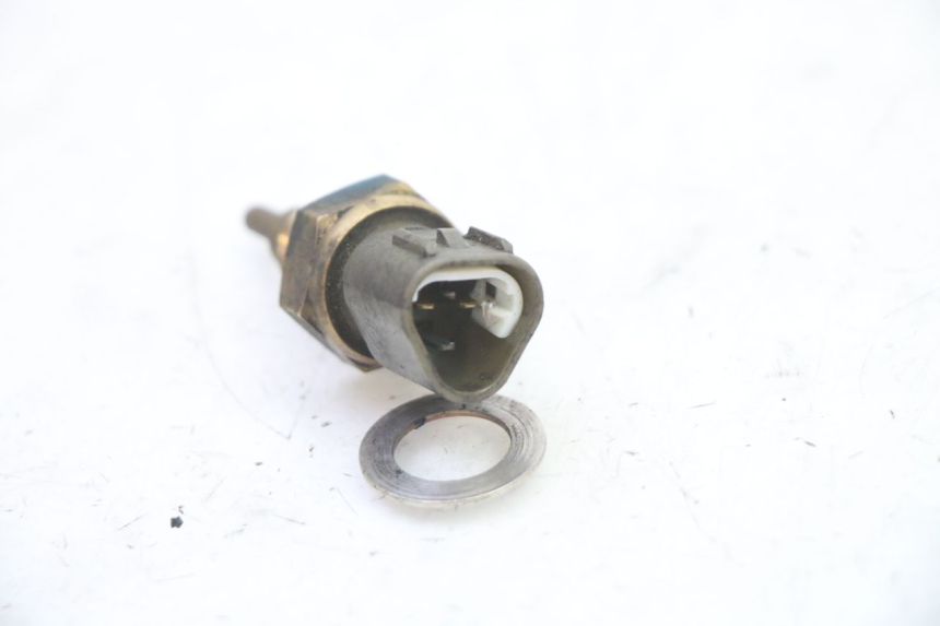 photo de WATERTEMPERATUURSENSOR HONDA ST PAN EUROPEAN 1300 (2002 - 2013) - Technische close-up