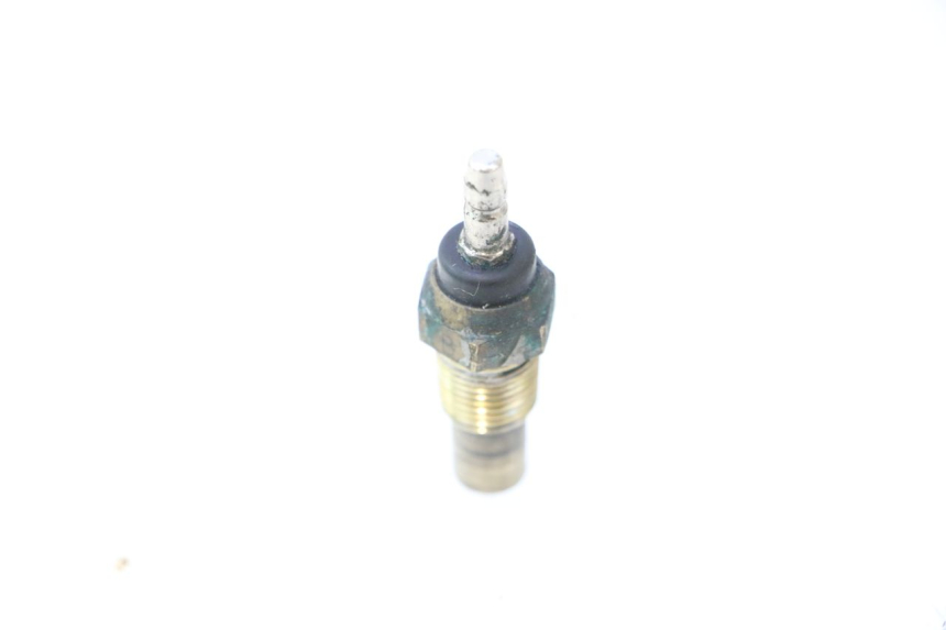 photo de WATERTEMPERATUURSENSOR HONDA ST PAN EUROPEAN 1100 (1990 - 2002) - Zoom op gebruiksstaat