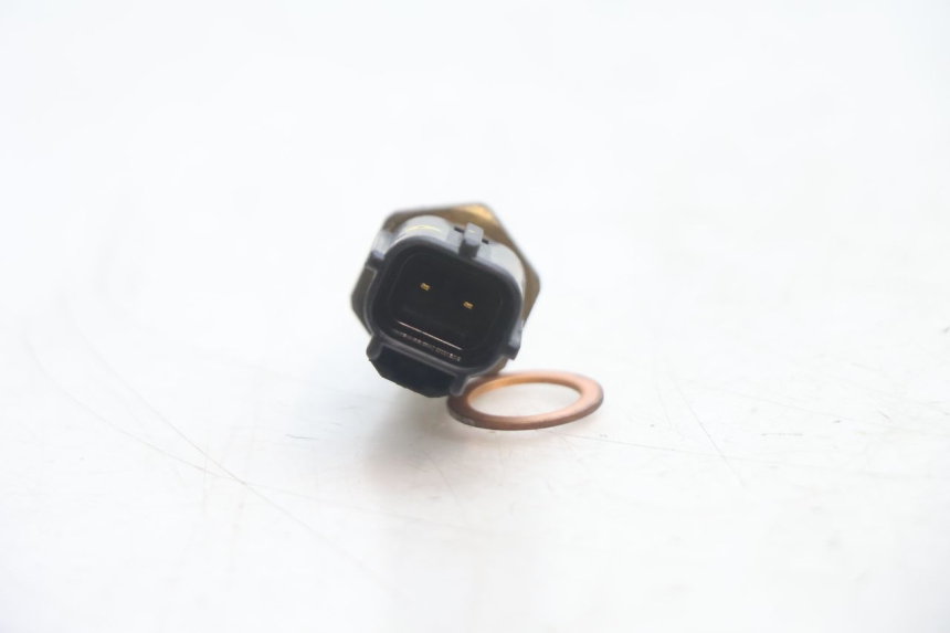 photo de WATERTEMPERATUURSENSOR SUZUKI SV S 650 (2003 - 2009) - Andere kijkhoek
