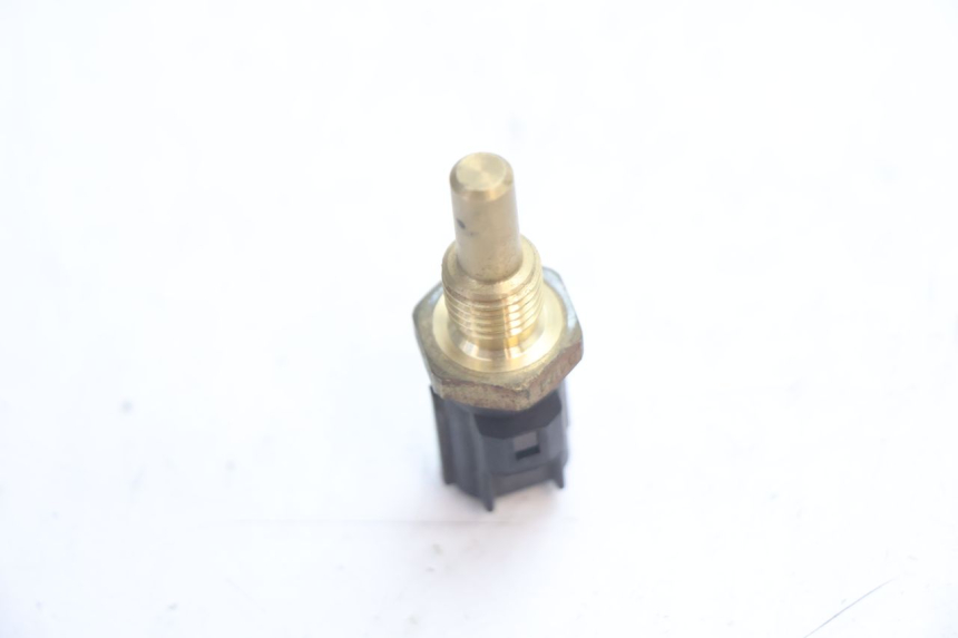 photo de WATERTEMPERATUURSENSOR SUZUKI SV S 650 (2003 - 2009) - Andere kijkhoek