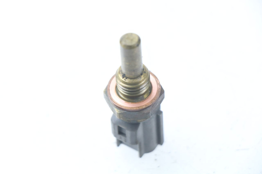 photo de WATERTEMPERATUURSENSOR YAMAHA TDM ABS 900 (2002 - 2014) - Detail van het onderdeel