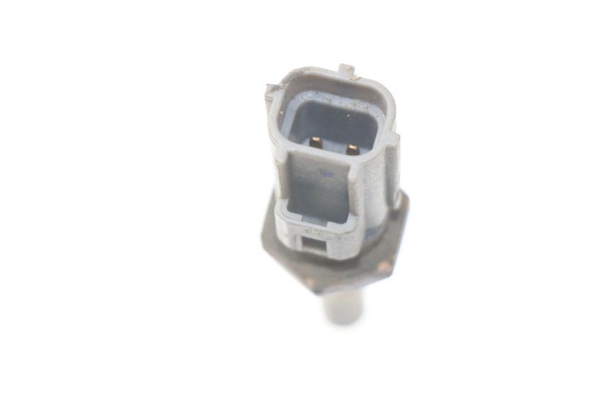 photo de WATERTEMPERATUURSENSOR YAMAHA TDM ABS 900 (2002 - 2014) - Zoom op gebruiksstaat
