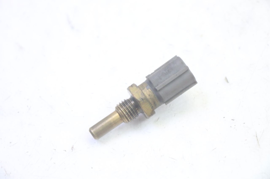 photo de WATERTEMPERATUURSENSOR YAMAHA TDM ABS 900 (2002 - 2014) - Detail van het onderdeel
