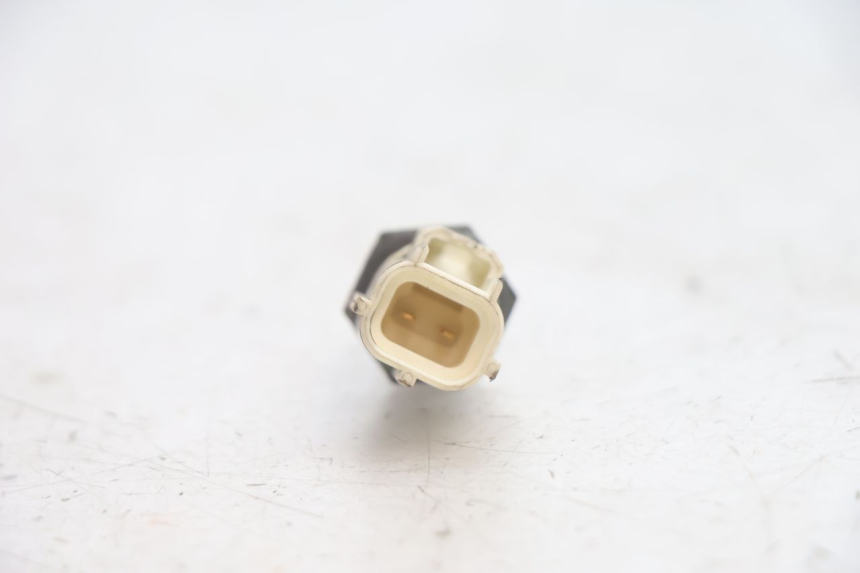 photo de WATERTEMPERATUURSENSOR YAMAHA XMAX X-MAX 125 (2006 - 2009) - Andere kijkhoek