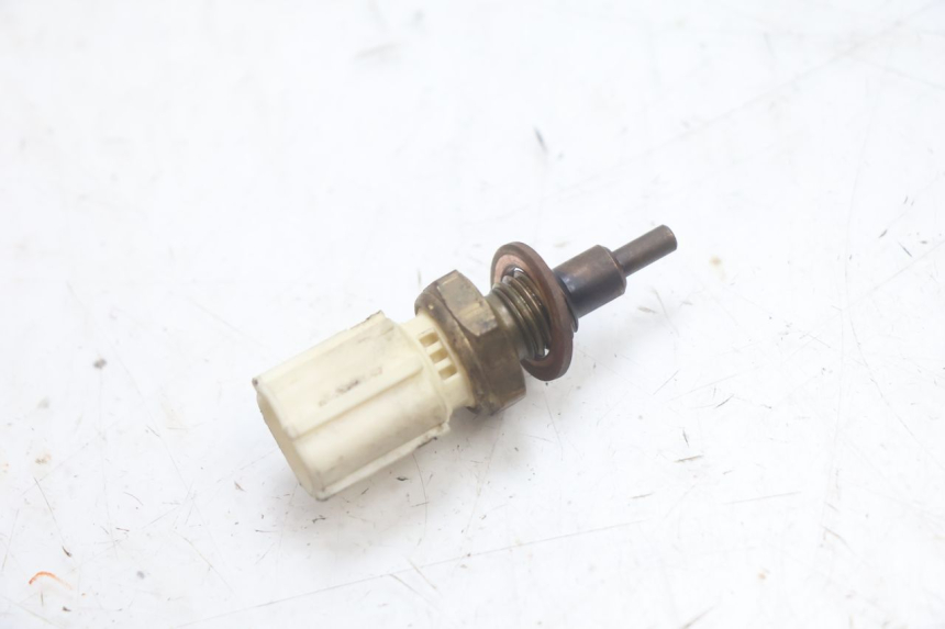 photo de WATERTEMPERATUURSENSOR YAMAHA X-MAX XMAX 125 (2010 - 2013) - Detail van het onderdeel