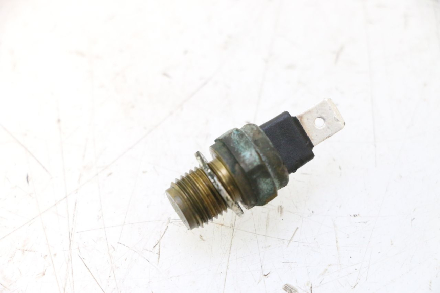 photo de WATERTEMPERATUURSENSOR PIAGGIO X9 EVOLUTION 125 (2003 - 2007) - Hoofdaanzicht