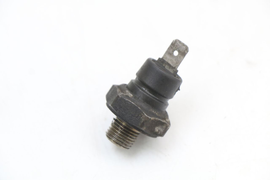 photo de WATERTEMPERATUURSENSOR PIAGGIO X9 125 (2000 - 2003) - Detail van het onderdeel