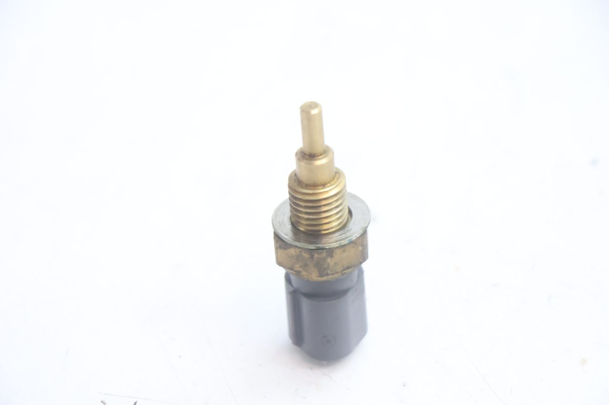 photo de WATERTEMPERATUURSENSOR HONDA XLV VARADERO 125 (2007 - 2012) - Zoom op gebruiksstaat