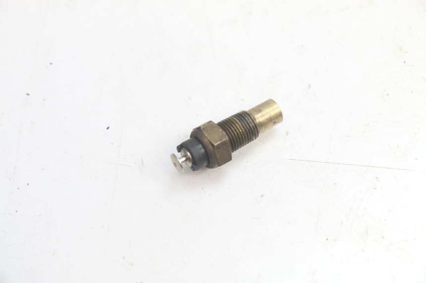 photo de WATERTEMPERATUURSENSOR YAMAHA YP MAJESTY 125 (1998 - 2001) - Detail van het onderdeel