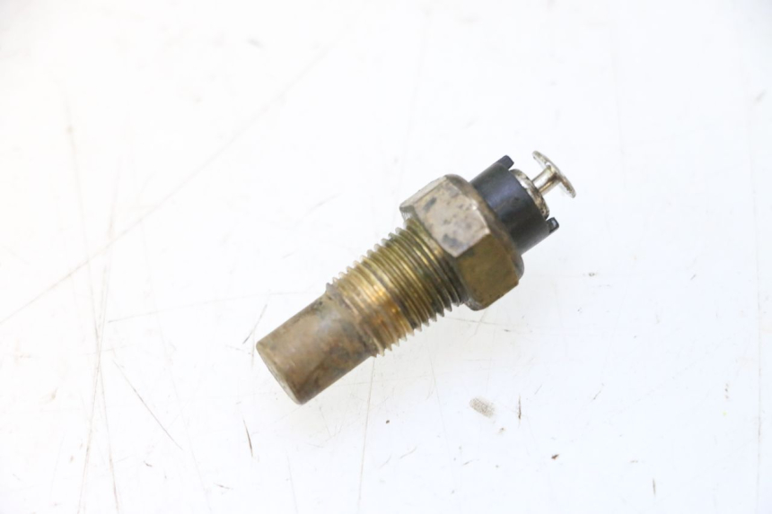 photo de WATERTEMPERATUURSENSOR YAMAHA YP MAJESTY 125 (1998 - 2001) - Hoofdaanzicht