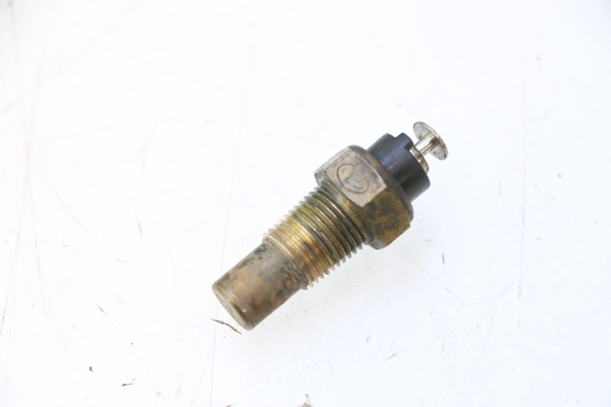 photo de WATERTEMPERATUURSENSOR YAMAHA YP MAJESTY 125 (1998 - 2001) - Detail van het onderdeel