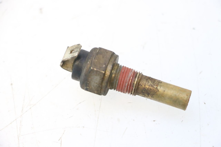 photo de WATERTEMPERATUURSENSOR YAMAHA YP MAJESTY 125 (2007 - 2010) - Detail van het onderdeel