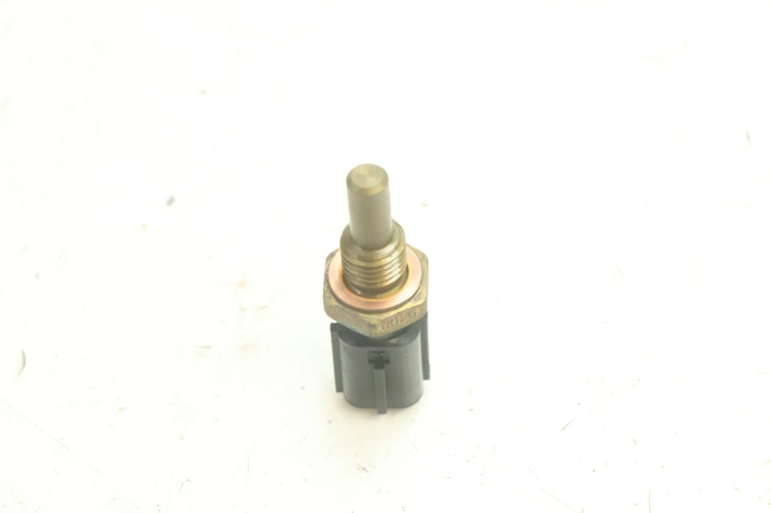 photo de WATERTEMPERATUURSENSOR YAMAHA YZF R6 600 (2008 - 2009) - Andere kijkhoek
