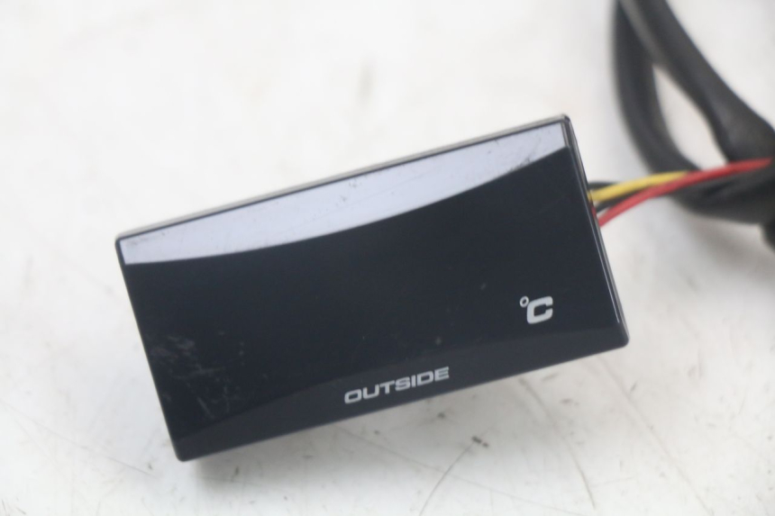 photo de BUITENTEMPERATUURSENSOR QUADRO 3D S 350 (2013 - 2018) - Zoom op gebruiksstaat