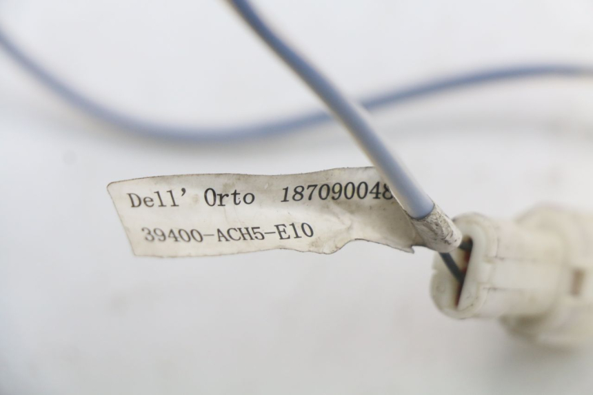 photo de BUITENTEMPERATUURSENSOR KYMCO AGILITY 4T 50 (2018 - 2022) - Andere kijkhoek