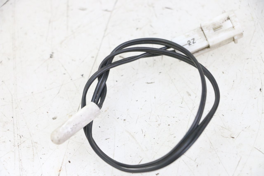 photo de BUITENTEMPERATUURSENSOR PEUGEOT SATELIS 125 (2013 - 2018) - Hoofdaanzicht