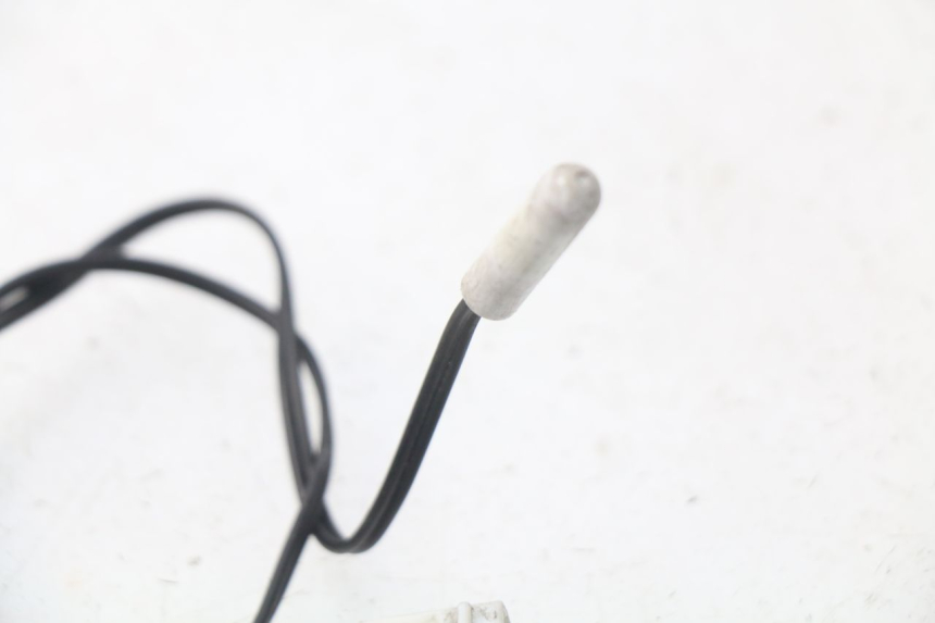 photo de BUITENTEMPERATUURSENSOR PEUGEOT SATELIS 300 (2012 - 2015) - Andere kijkhoek