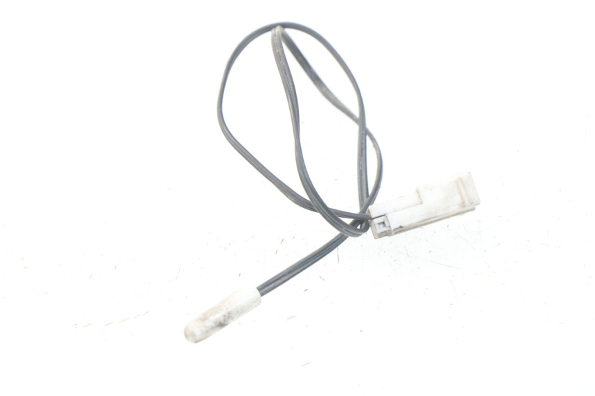 photo de BUITENTEMPERATUURSENSOR PEUGEOT SATELIS 125 (2006 - 2009) - Detail van het onderdeel